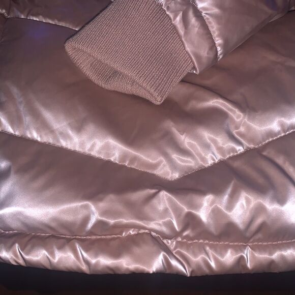 NWOT Justice Puffer Jacket size 5/6. - Picture 13 of 16